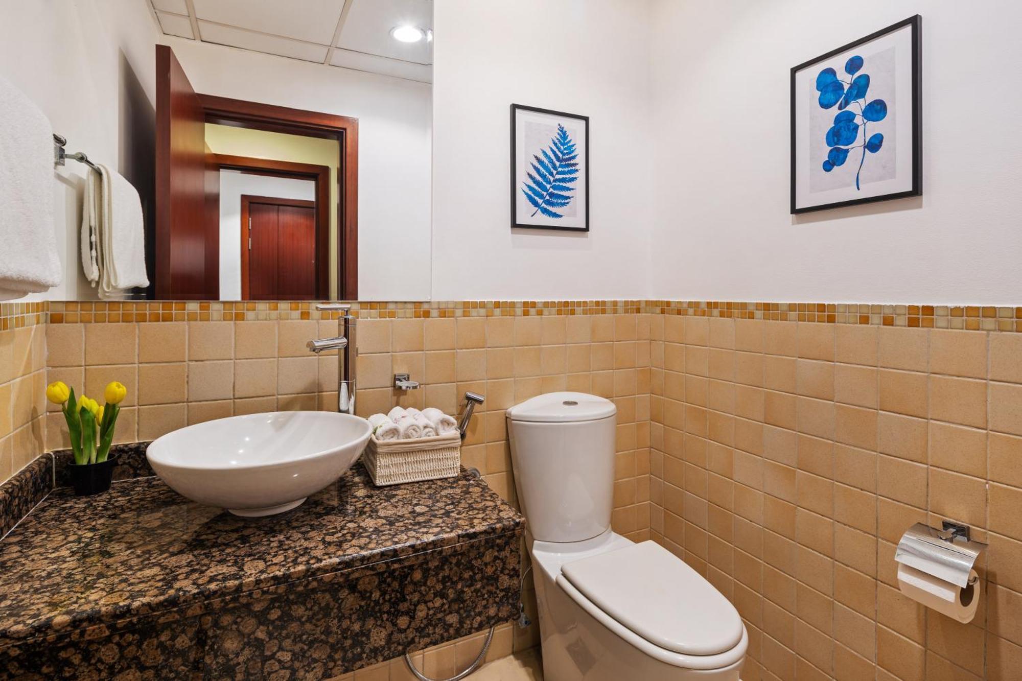 Appartement La Buena Vida Homes - Modern, Luxe & Spacious 4-bed, Full Kitchen, Near To Beach, Tram & Marina Dubaï