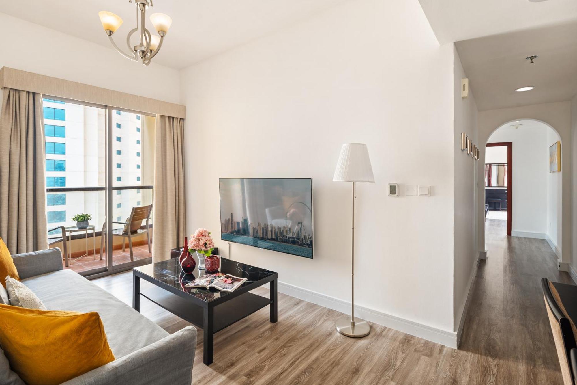 La Buena Vida Homes - Modern, Luxe & Spacious 4-bed, Full Kitchen, Near To Beach, Tram & Marina Appartement *