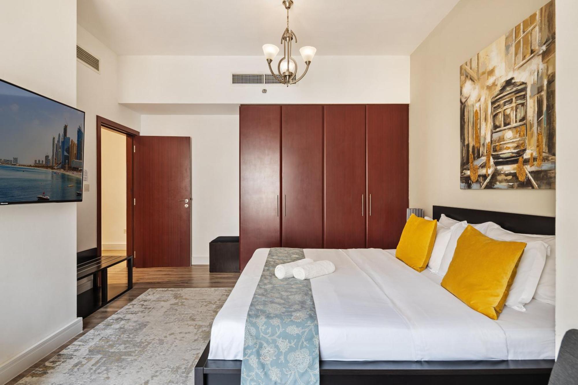 Appartement La Buena Vida Homes - Modern, Luxe & Spacious 4-bed, Full Kitchen, Near To Beach, Tram & Marina Dubaï