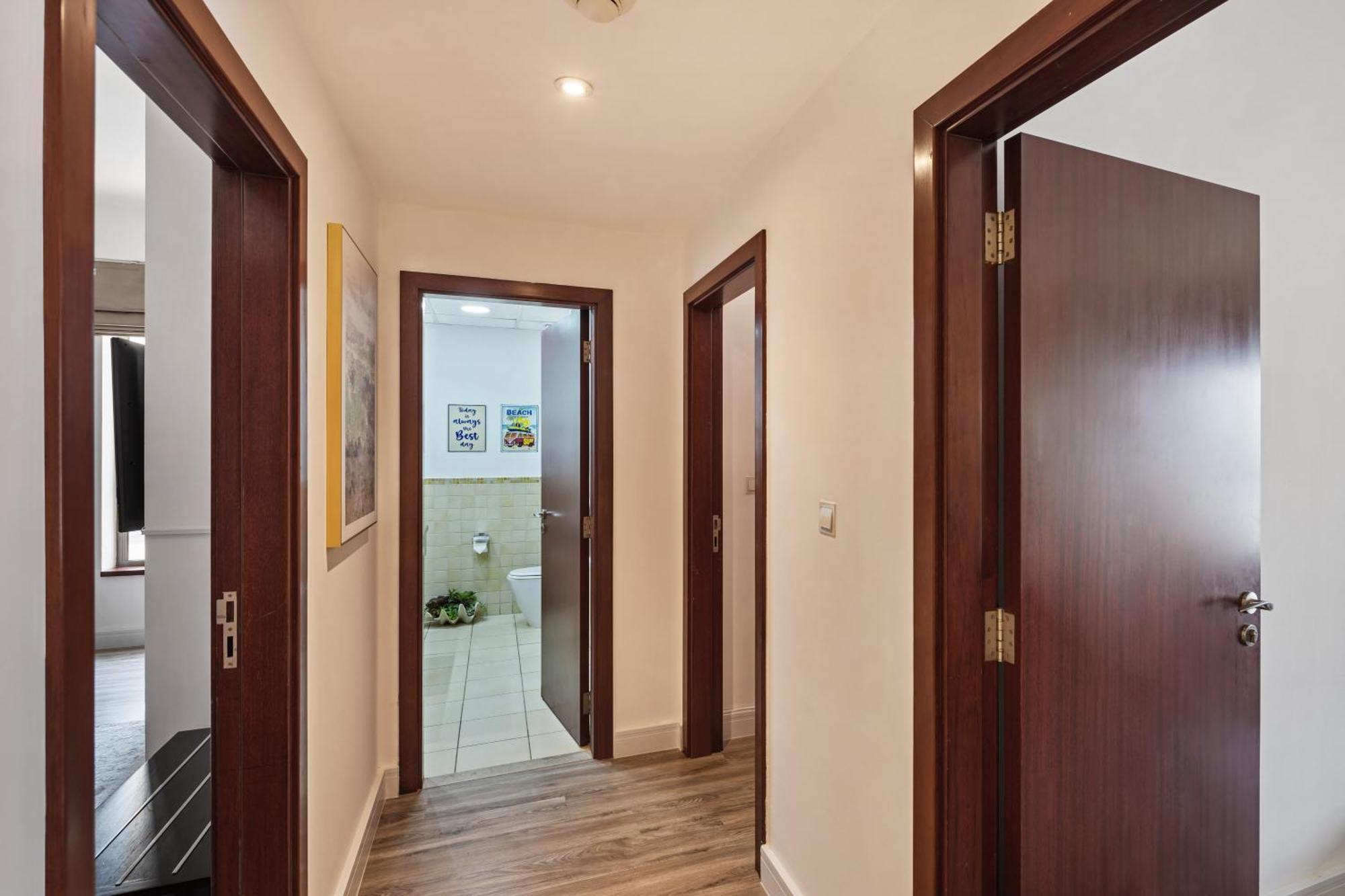 La Buena Vida Homes - Modern, Luxe & Spacious 4-bed, Full Kitchen, Near To Beach, Tram & Marina * Dubaï