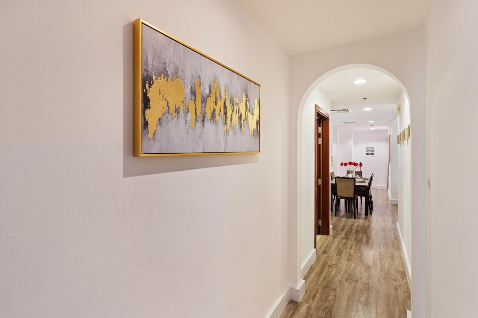 La Buena Vida Homes - Modern, Luxe & Spacious 4-bed, Full Kitchen, Near To Beach, Tram & Marina Appartement *