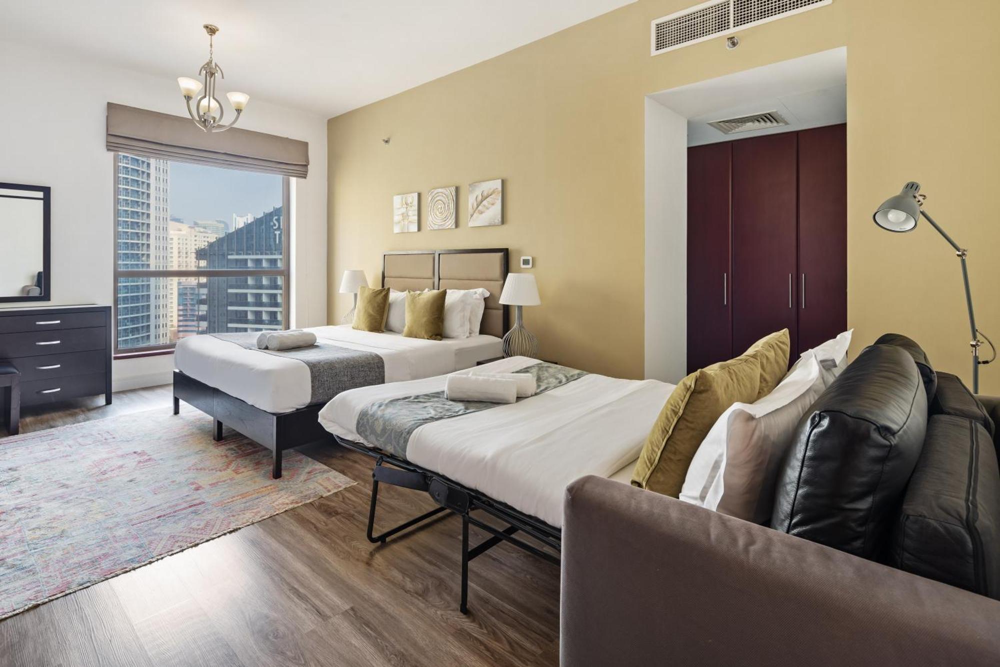 La Buena Vida Homes - Modern, Luxe & Spacious 4-bed, Full Kitchen, Near To Beach, Tram & Marina Апартаменты Дубай